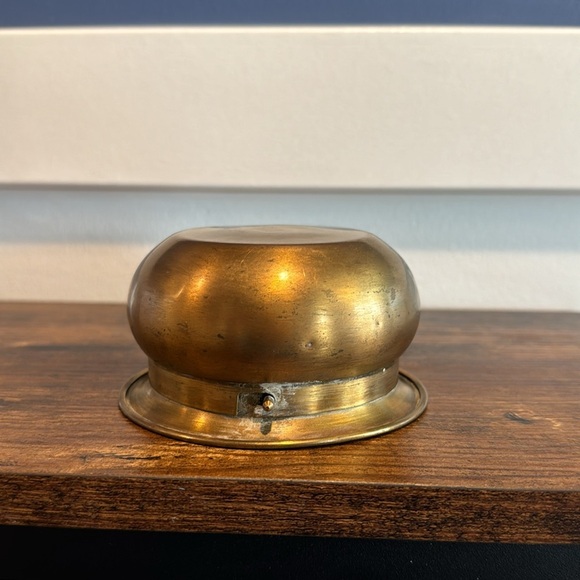 Vintage brass ash tray - Picture 5 of 9